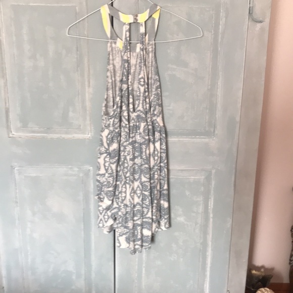 Free People Dress SUMMER Size Medium in Blue , white and yellow . Flattering - Picture 6 of 9